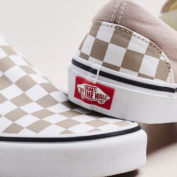 VANS CLASSIC SLIP ON SNEAKERS IN CHECKERED THEORY 5 6 - Picture 4 of 8